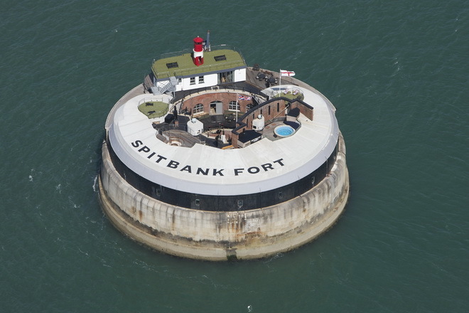 Форт “Спитбанк” Spitbank Fort