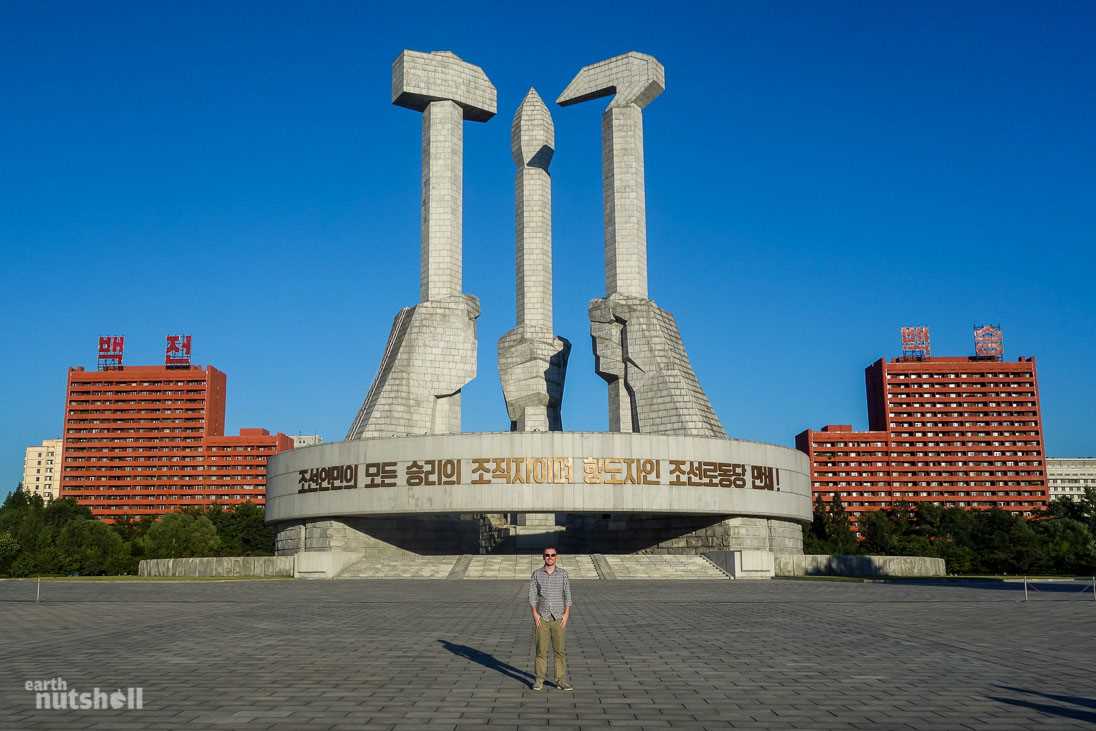 Северная Корея. Весна, День Солнца и цветение сакуры